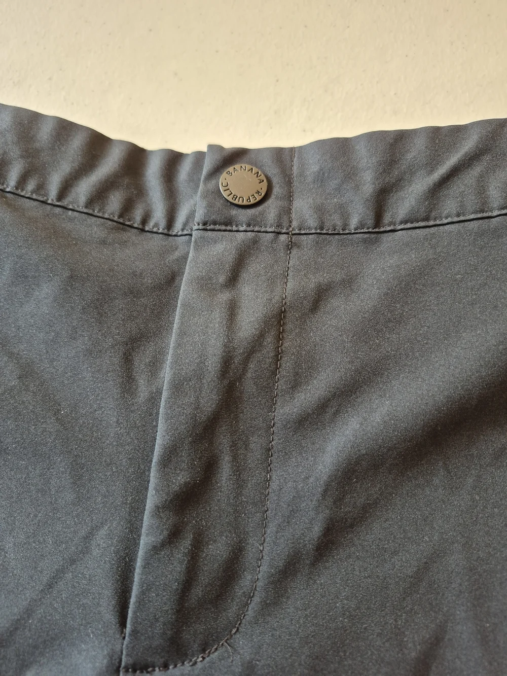 Banana Republic Black Men’s Performance Chinos 4876
